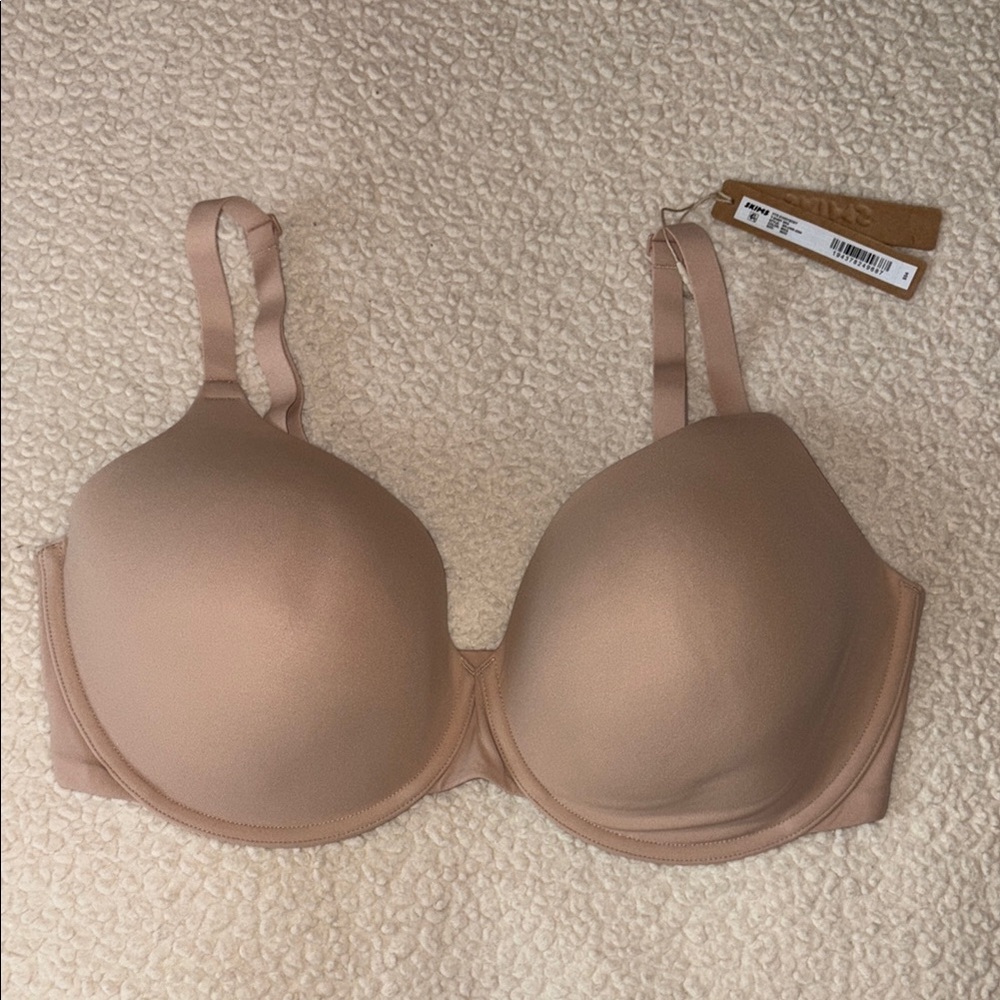 NWT Skims Bra